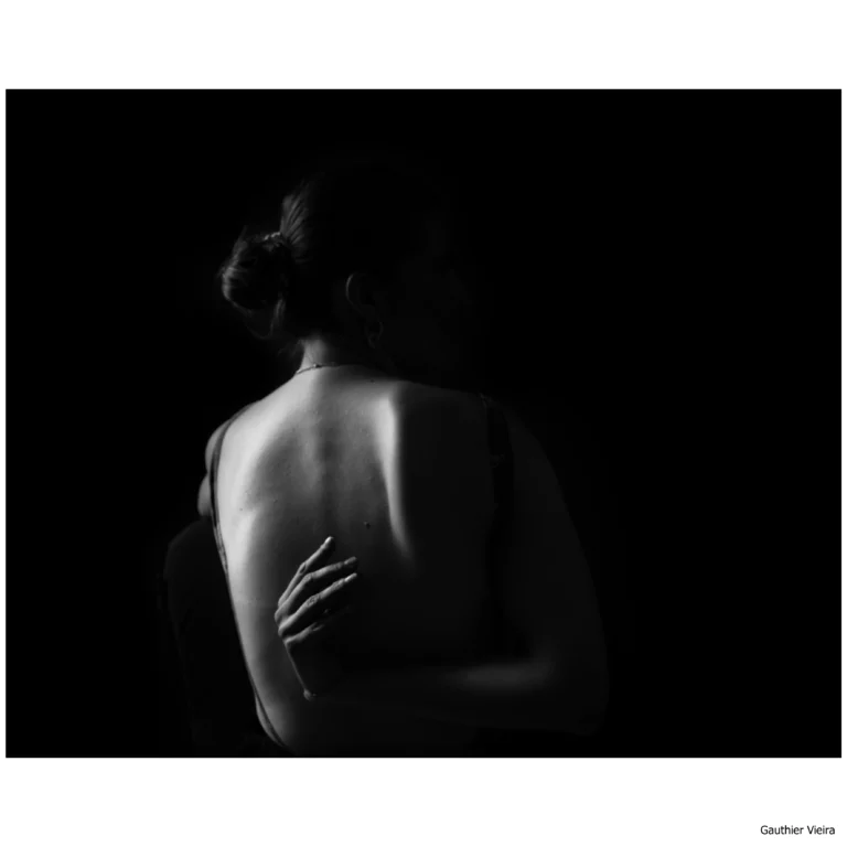 Portrait photo studio réalisée par un photographe professionnel